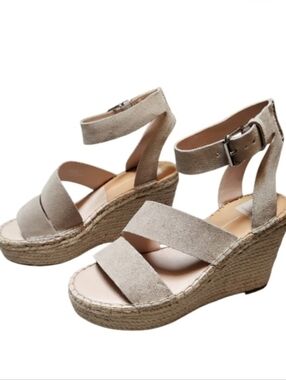 Dolce Vita Tan Suede Shayla Espadrille Wedge Sandals - Size 8.5M